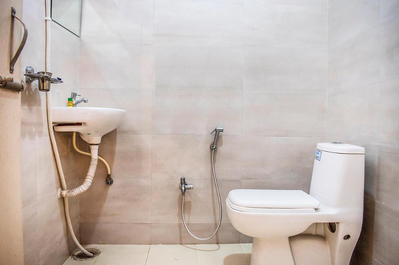 Hôtel Fabexpress Sri Lakshmi Deluxe Sivarampalli à Haïdarabad Extérieur photo