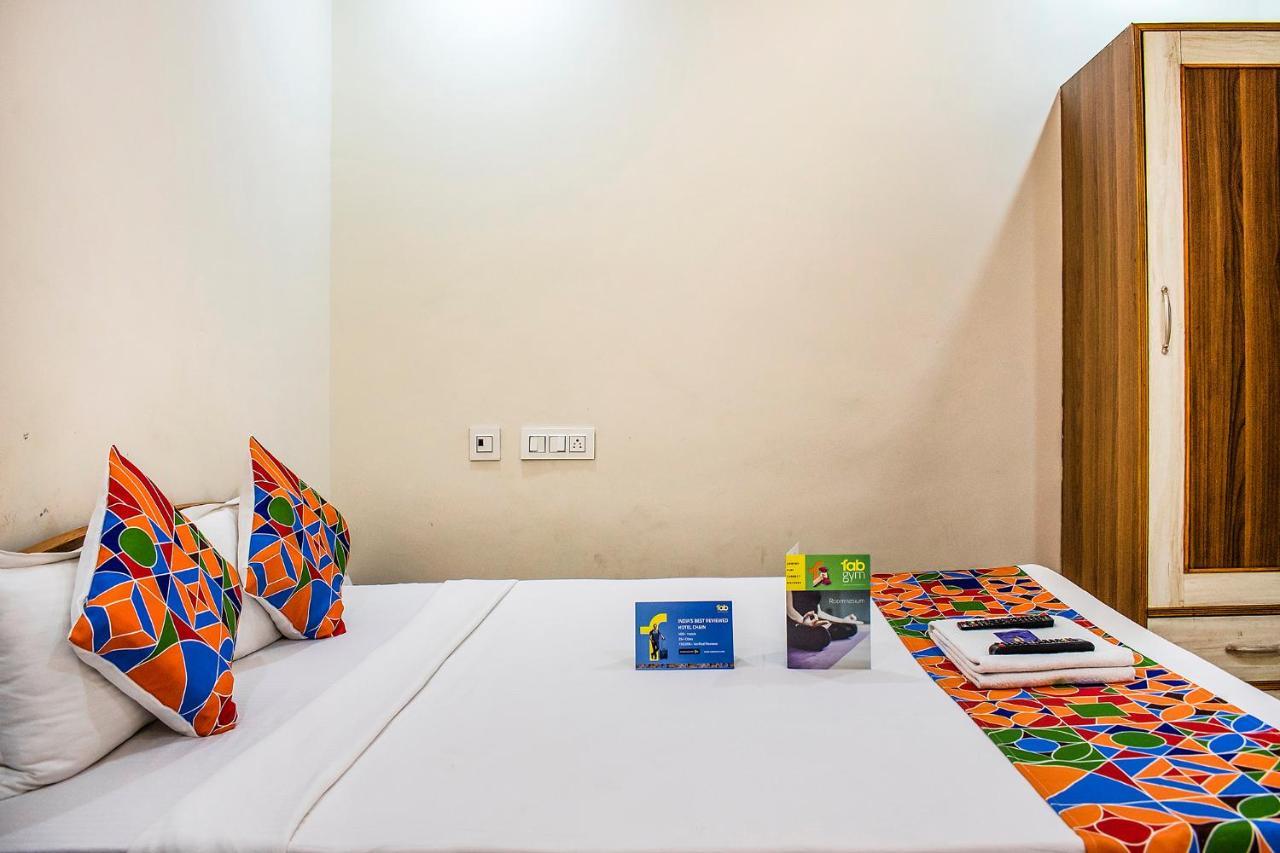 Hôtel Fabexpress Sri Lakshmi Deluxe Sivarampalli à Haïdarabad Extérieur photo