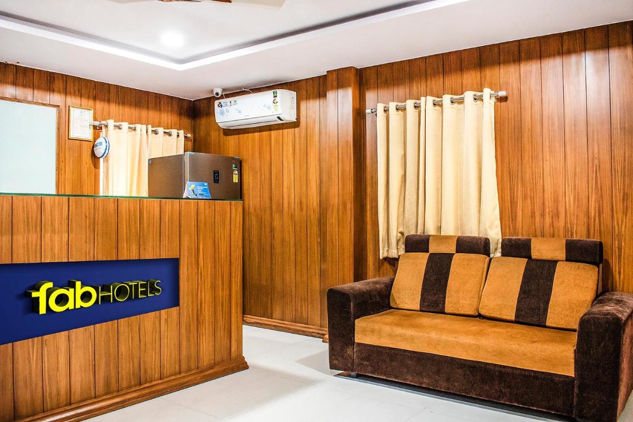 Hôtel Fabexpress Sri Lakshmi Deluxe Sivarampalli à Haïdarabad Extérieur photo